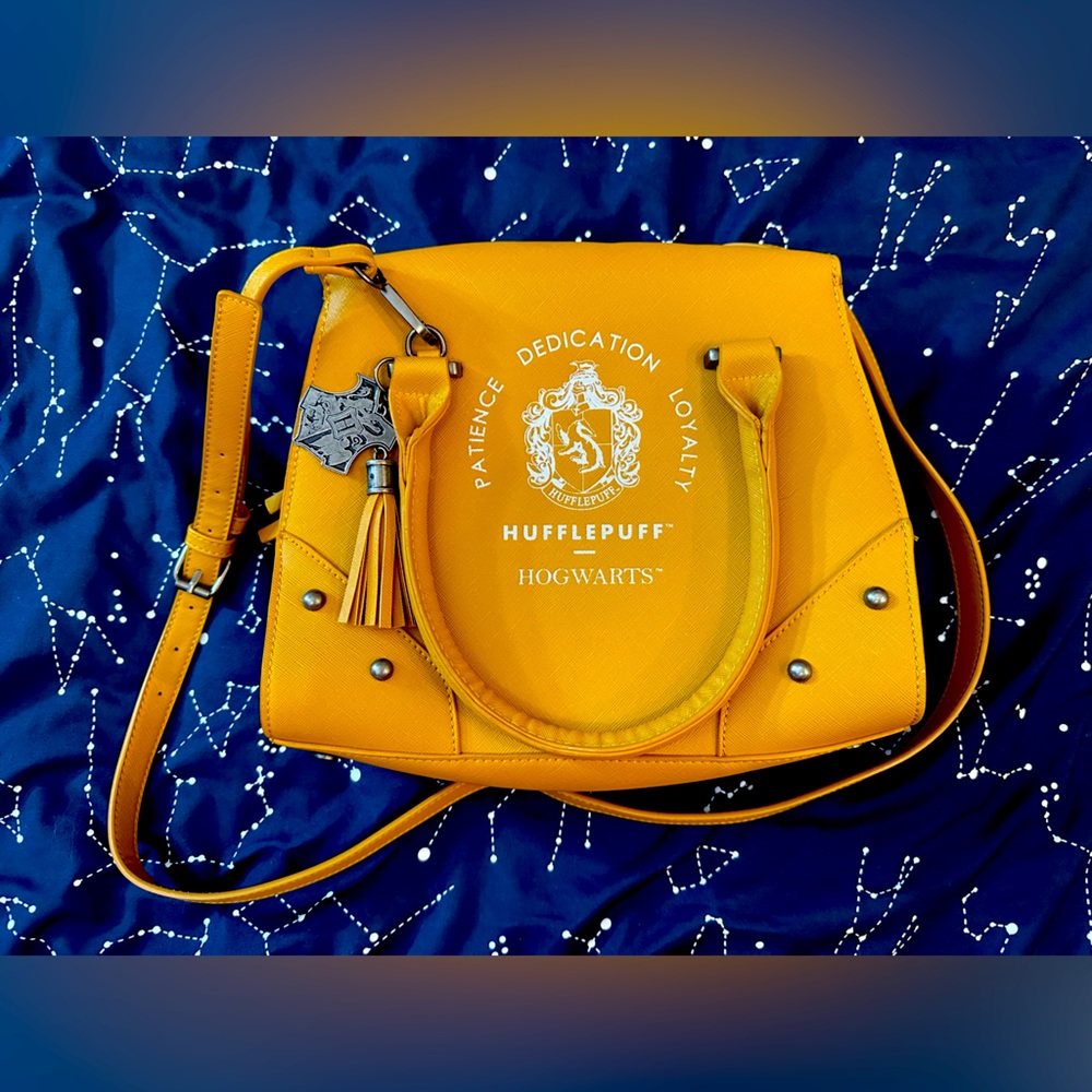 Harry Potter Hufflepuff crossbody bag